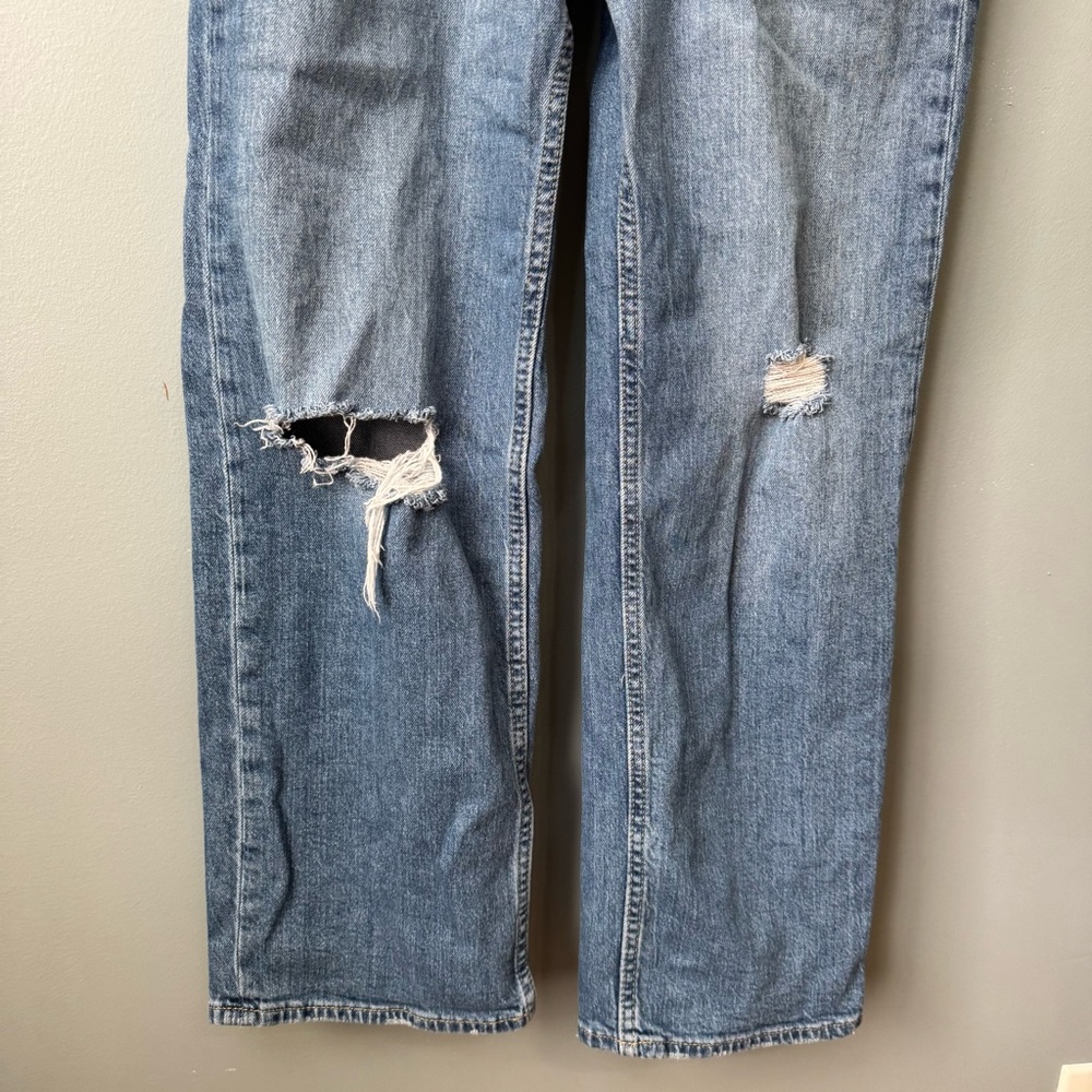 GAP Loose High Rise Jeans Distressed Light Indigo. Women’s 4/27 (actual 27X28) - Picture 5 of 12